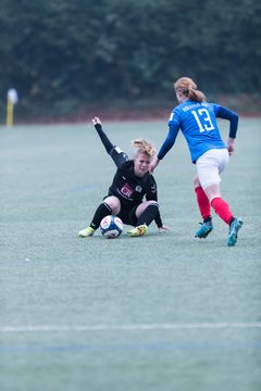 Bild 322 - wBJ Harburger TB - Holstein Kiel : Ergebnis: 2:1